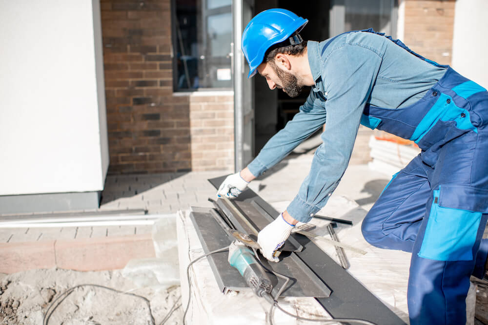 Detaliu fereastră și mâner termopan